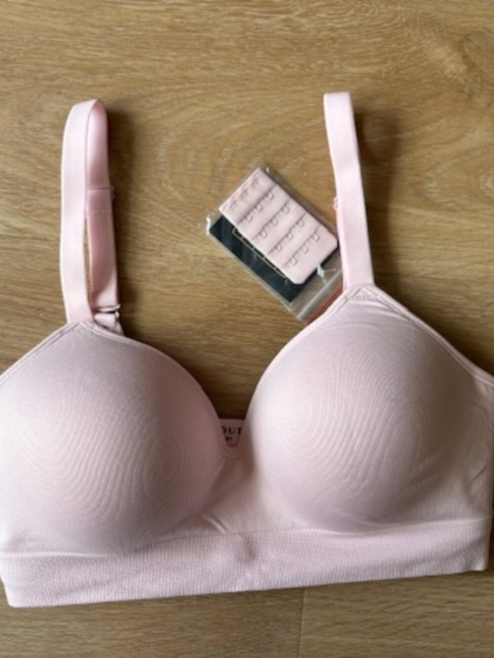 NEW UnderOutfit Infinite Support Bra, size Small